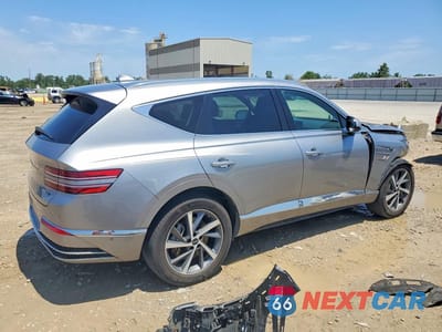 Trzecie zdjęcie samochodu z tyłu: 2025 GENESIS GV80 ADVANCED VIN:KMUHDESC0SU229086 - miniatura
