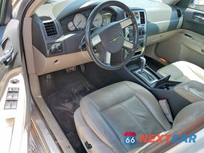 Zdjęcie 8 z 12 samochodu: 2007 CHRYSLER 300 TOURING VIN:2C3KA53G47H632652 - miniatura