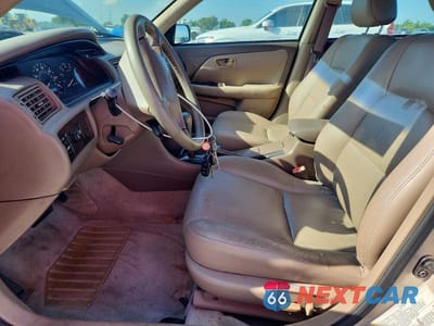 Zdjęcie 7 z 12 samochodu: 2001 TOYOTA CAMRY XLE V6 VIN:4T1BF28K21U959527 - miniatura