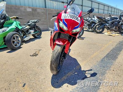 Drugie zdjęcie samochodu z przodu: 2026 HONDA CBR650 R VIN:MLHRH1554T5200913 - miniatura