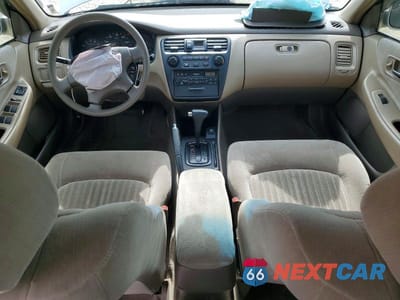 Zdjęcie 8 z 12 samochodu: 1998 HONDA ACCORD LX VIN:1HGCG5647WA161272 - miniatura