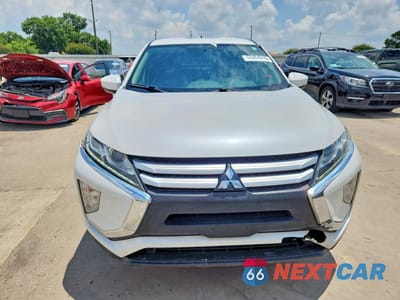 Piąte zdjęcie samochodu w środku: 2020 MITSUBISHI ECLIPSE CROSS ES VIN:JA4AS3AA4LZ013626 - miniatura