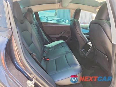 Zdjęcie 10 z 12 samochodu: 2024 TESLA MODEL 3 VIN:5YJ3E1EB1RF808659 - miniatura