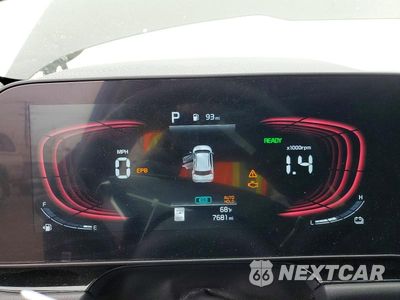 Zdjęcie 9 z 14 samochodu: 2025 KIA NIRO SX VIN:KNDCT3LE0S5289299 - miniatura