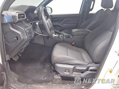 Zdjęcie 7 z 12 samochodu: 2024 TOYOTA TACOMA SR VIN:3TYKD5HN9RT009661 - miniatura