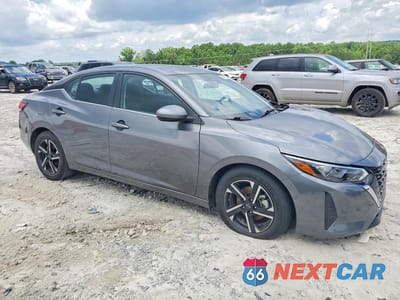 Czwarte zdjęcie samochodu z boku: 2025 NISSAN SENTRA SV VIN:3N1AB8CV0SY299795 - miniatura