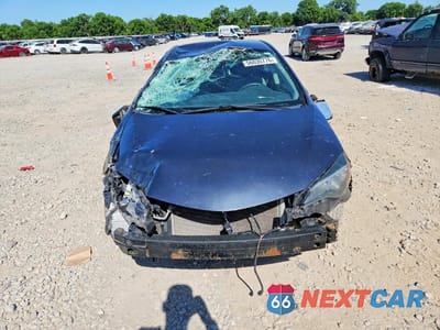 Piąte zdjęcie samochodu w środku: 2017 TOYOTA COROLLA LE VIN:2T1BURHE1HC857043 - miniatura