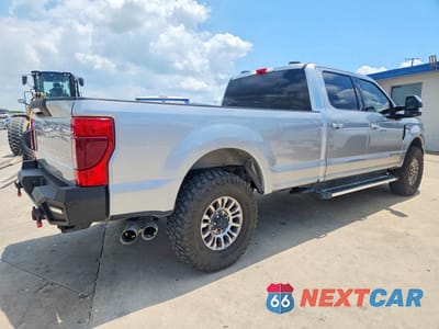Trzecie zdjęcie samochodu z tyłu: 2022 FORD F350 SUPER DUTY VIN:1FT8W3BTXNEF80913 - miniatura