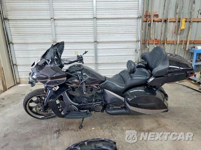 Trzecie zdjęcie samochodu z tyłu: 2015 VICTORY MOTORCYCLES MAGNUM VIN:5VPYW36N5F3039004 - miniatura