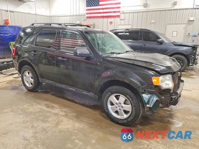Czwarte zdjęcie samochodu z boku: 2011 FORD ESCAPE XLT VIN:1FMCU9DG8BKA33697 - miniatura