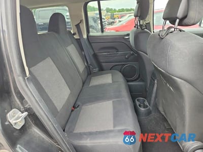 Zdjęcie 11 z 13 samochodu: 2011 JEEP PATRIOT SPORT VIN:1J4NF1GB2BD126822 - miniatura