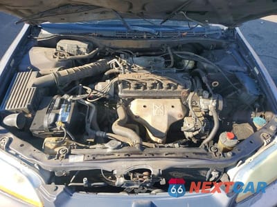 Zdjęcie 11 z 12 samochodu: 1999 HONDA ACCORD LX VIN:1HGCG5640XA061905 - miniatura
