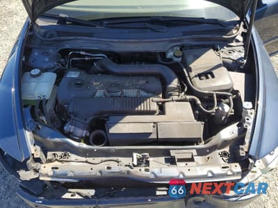 Zdjęcie 11 z 13 samochodu: 2011 VOLVO S40 T5 VIN:YV1672MS6B2534991 - miniatura