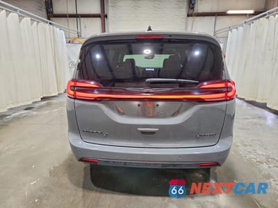 Zdjęcie 6 z 13 samochodu: 2025 CHRYSLER PACIFICA LIMITED VIN:2C4RC1GG4SR524414 - miniatura