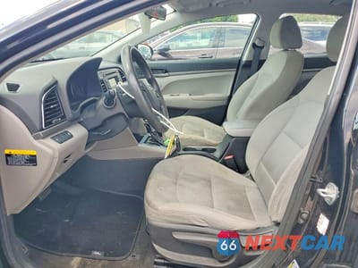 Zdjęcie 7 z 12 samochodu: 2017 HYUNDAI ELANTRA SE VIN:5NPD74LF2HH161162 - miniatura
