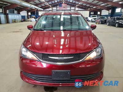 Piąte zdjęcie samochodu w środku: 2020 CHRYSLER VOYAGER LXI VIN:2C4RC1DG2LR164338 - miniatura