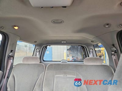 Zdjęcie 10 z 13 samochodu: 2002 FORD EXPEDITION XLT VIN:1FMPU16LX2LA09747 - miniatura