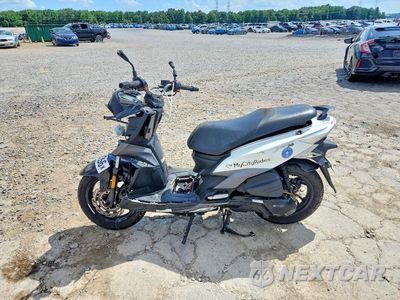Trzecie zdjęcie samochodu z tyłu: 2023 SYM JET 14 200 VIN:RFGSSSLL1PX006442 - miniatura