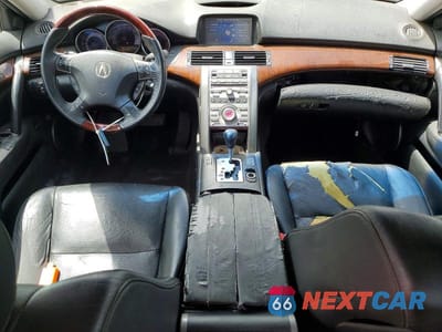 Zdjęcie 8 z 12 samochodu: 2006 ACURA RL VIN:JH4KB16516C004253 - miniatura