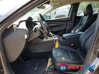 Zdjęcie 7 z 13 samochodu: 2019 MAZDA 3 SELECT VIN:JM1BPBAM3K1120857 - miniatura