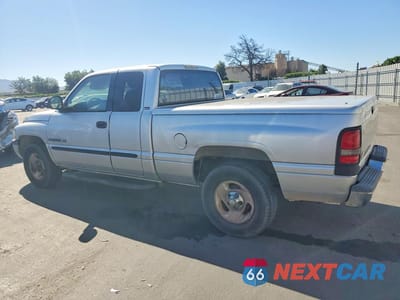 Drugie zdjęcie samochodu z przodu: 2001 DODGE RAM 1500 VIN:3B7HC13Y51G802381 - miniatura