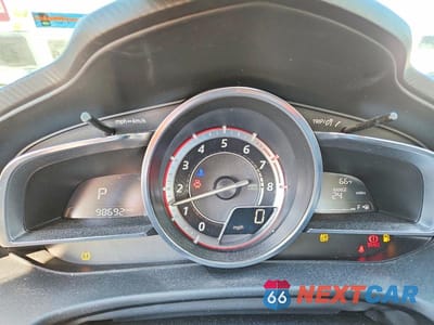 Zdjęcie 9 z 12 samochodu: 2014 MAZDA 3 GRAND TOURING VIN:JM1BM1W32E1110991 - miniatura