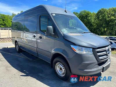 Czwarte zdjęcie samochodu z boku: 2019 MERCEDES-BENZ SPRINTER 2500 VIN:WD4PF1CD2KP125275 - miniatura