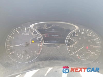 Zdjęcie 9 z 12 samochodu: 2017 NISSAN PATHFINDER SL VIN:5N1DR2MN5HC671887 - miniatura