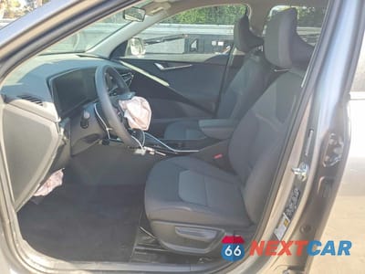Zdjęcie 7 z 12 samochodu: 2026 KIA NIRO LX VIN:KNDCP3LE8T5344507 - miniatura