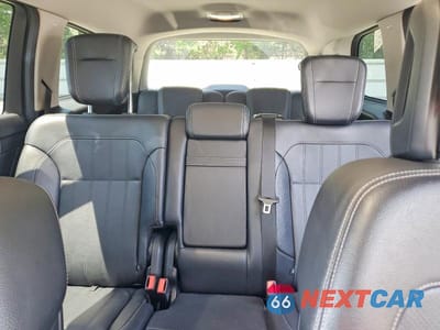 Zdjęcie 10 z 13 samochodu: 2015 MERCEDES-BENZ GL 350 BLUETEC VIN:4JGDF2EE8FA529033 - miniatura