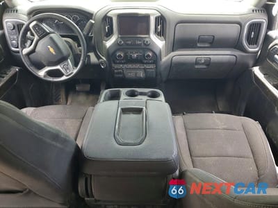Zdjęcie 8 z 12 samochodu: 2021 CHEVROLET SILVERADO K2500 HEAVY DUTY LT VIN:1GC4YNEY0MF208727 - miniatura