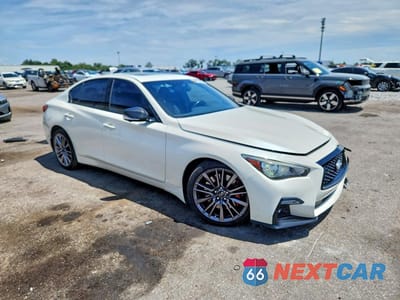 Czwarte zdjęcie samochodu z boku: 2021 INFINITI Q50 RED SPORT 400 VIN:JN1FV7DP9MM850142 - miniatura