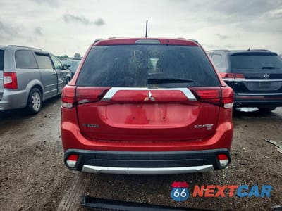 Zdjęcie 6 z 12 samochodu: 2016 MITSUBISHI OUTLANDER SE VIN:JA4AD3A37GZ007823 - miniatura