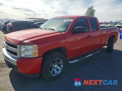 2011 CHEVROLET SILVERADO K1500 LT 1GCRKSEA3BZ295298 - główne zdjęcie licytacji z USA - miniatura