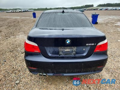 Zdjęcie 6 z 12 samochodu: 2008 BMW 528 I VIN:WBANU53598C112978 - miniatura