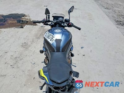 Zdjęcie 6 z 8 samochodu: 2024 BMW S 1000 R VIN:WB10E5307R6K77925 - miniatura
