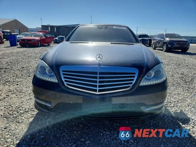 Piąte zdjęcie samochodu w środku: 2012 MERCEDES-BENZ S 550 4MATIC VIN:WDDNG9EB2CA438295 - miniatura