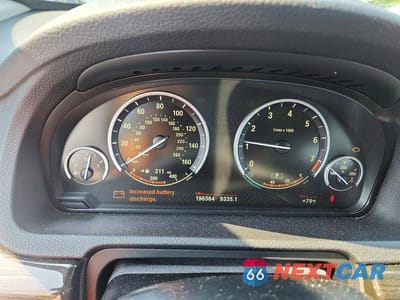 Zdjęcie 9 z 12 samochodu: 2014 BMW 535 XIGT VIN:WBA5M4C51ED183737 - miniatura