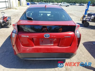 Zdjęcie 6 z 12 samochodu: 2016 TOYOTA PRIUS FOUR VIN:JTDKARFU2G3518513 - miniatura