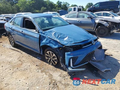 Czwarte zdjęcie samochodu z boku: 2025 VOLKSWAGEN JETTA S VIN:3VW5X7BU6SM030305 - miniatura