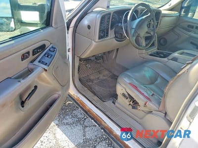 Zdjęcie 8 z 12 samochodu: 2006 GMC SIERRA K2500 HEAVY DUTY VIN:1GTHK29D16E181748 - miniatura
