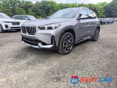 2026 BMW X1 XDRIVE28I WBX73EF01T5481669 - główne zdjęcie licytacji z USA - miniatura