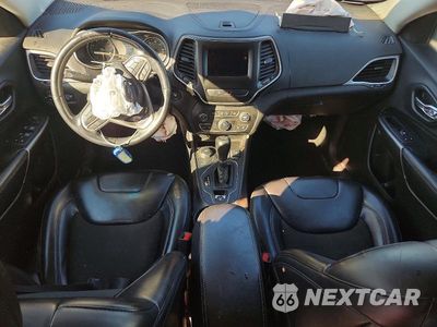 Zdjęcie 8 z 14 samochodu: 2020 JEEP CHEROKEE LATITUDE PLUS VIN:1C4PJMLB4LD513006 - miniatura