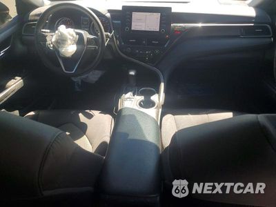 Zdjęcie 8 z 12 samochodu: 2022 TOYOTA CAMRY LE VIN:4T1C11AK6NU636319 - miniatura