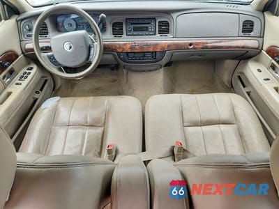 Zdjęcie 8 z 12 samochodu: 2007 MERCURY GRAND MARQUIS LS VIN:2MEFM75V17X622998 - miniatura