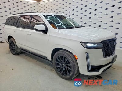 Czwarte zdjęcie samochodu z boku: 2023 CADILLAC ESCALADE SPORT PLATINUM VIN:1GYS4GKL0PR496608 - miniatura