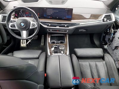 Zdjęcie 8 z 13 samochodu: 2023 BMW X7 XDRIVE40I VIN:5UX23EM07P9N62750 - miniatura