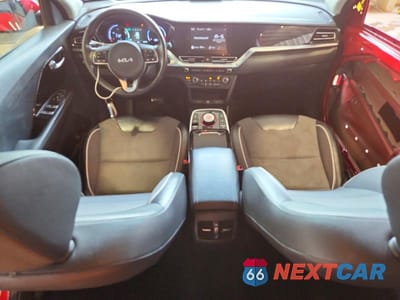 Zdjęcie 8 z 14 samochodu: 2022 KIA NIRO EV S VIN:KNDCC3LG9N5160676 - miniatura