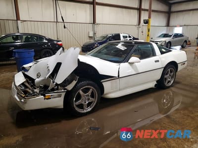 1989 CHEVROLET CORVETTE 1G1YY2188K5122325 - główne zdjęcie licytacji z USA - miniatura