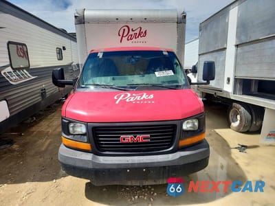 Piąte zdjęcie samochodu w środku: 2014 GMC SAVANA BOX TRUCK VIN:1GD374CG9E1907061 - miniatura